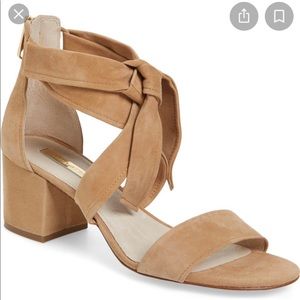 ISO Louise et cie Gia block heel sandal size 6.5/7